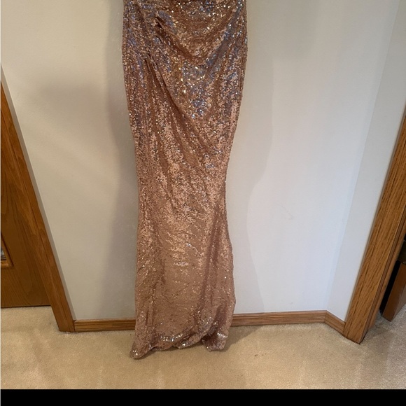 Beautiful Gold Gown - Picture 2 of 6